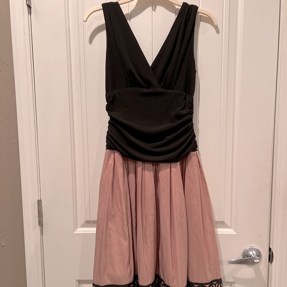 Dresses & Skirts - Dress